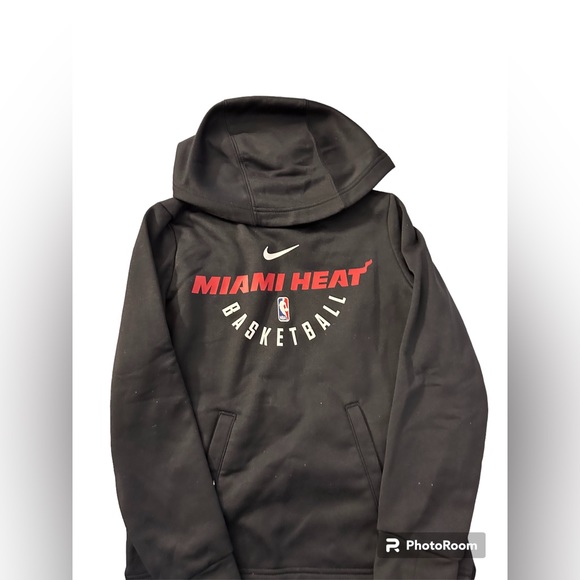 NBA Miami Heat Boys Hoodie in Black| Size: Small (8) - Picture 1 of 4
